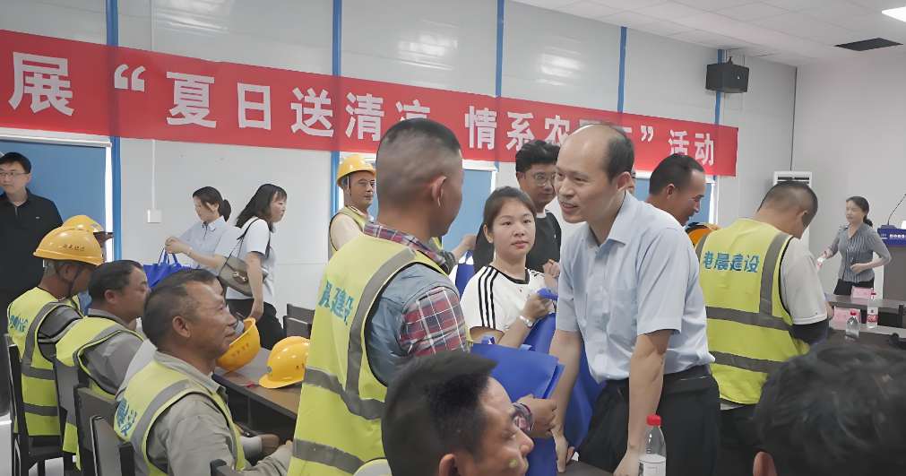 工资监管系统护航农民工！岳阳市启动保障工资支付的“安薪”新计划